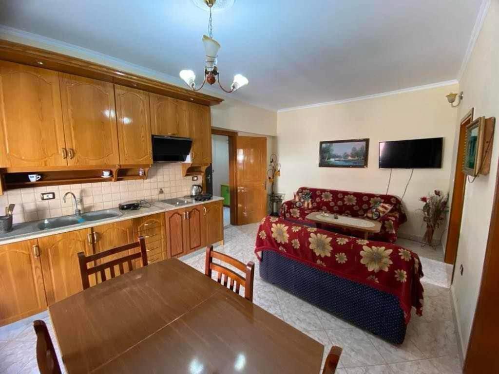 Koli Apartaments Sarandë Buitenkant foto
